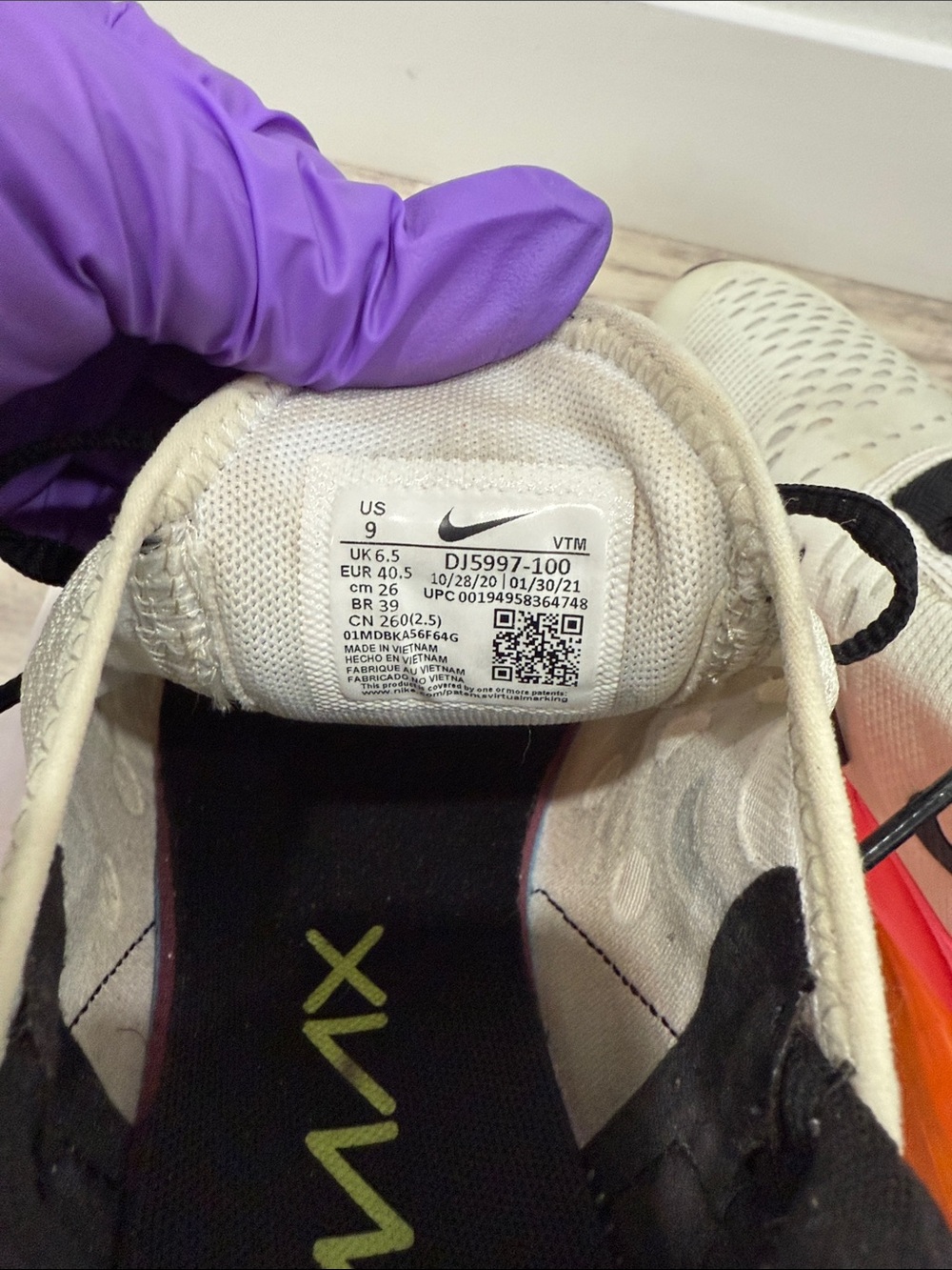Nike Women’s Air Max 270 — White, Hot Pink & Orange - Picture 5 of 6